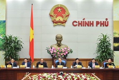 Le Vietnam continue en 2017 d’édifier un  gouvernement intègre et réactif - ảnh 1